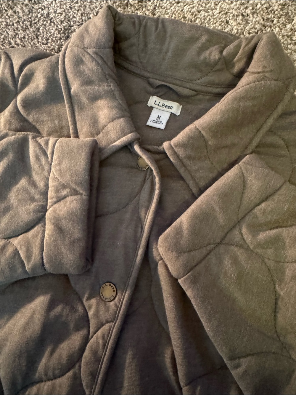 L.L.Bean Women’s Medium Quilted Jacket Olive Green Snap Front Oversized Pockets